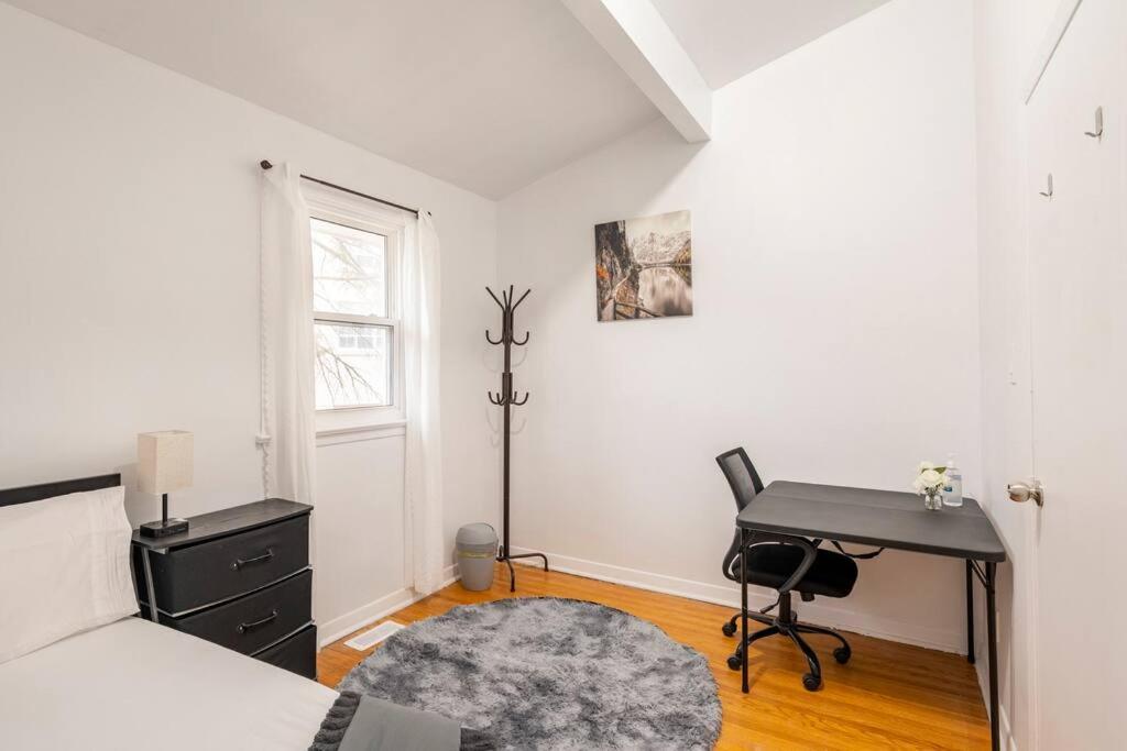 Harmony Home Near University Of Waterloo Extérieur photo
