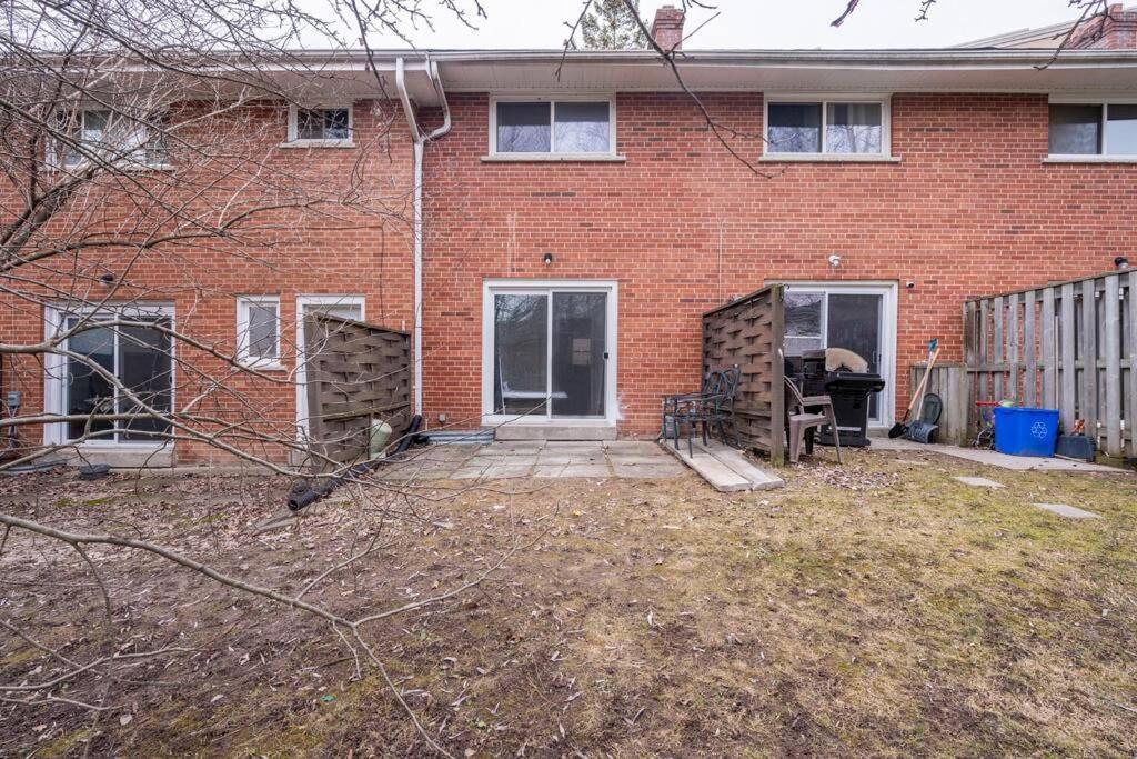Harmony Home Near University Of Waterloo Extérieur photo