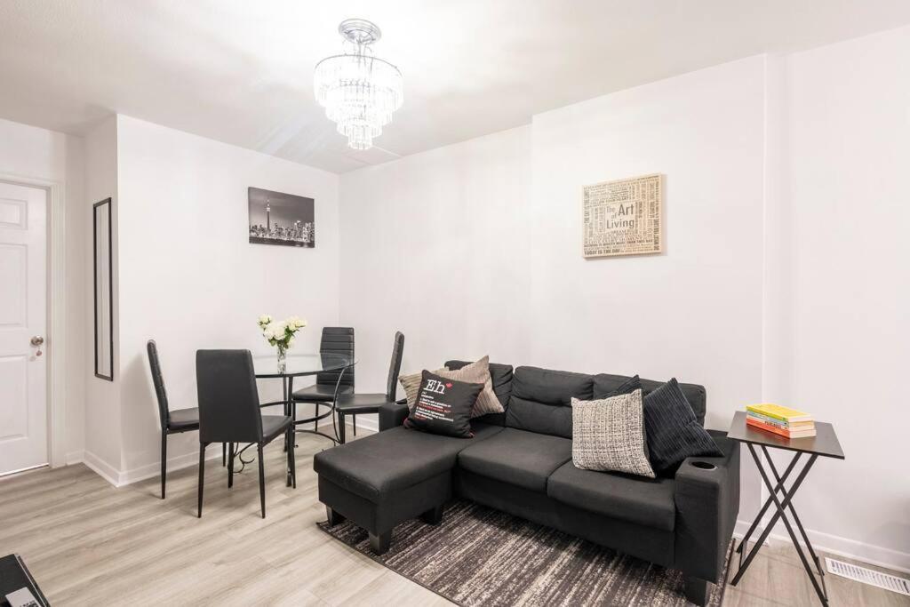 Harmony Home Near University Of Waterloo Extérieur photo