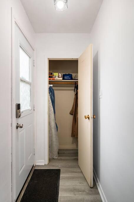Harmony Home Near University Of Waterloo Extérieur photo