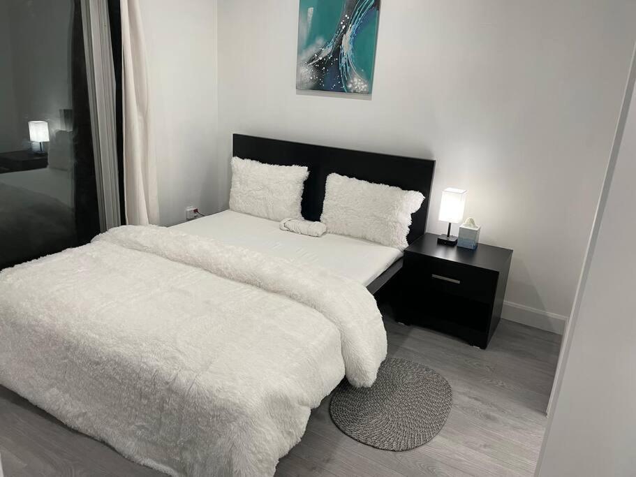 Harmony Home Near University Of Waterloo Extérieur photo